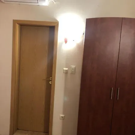 Karavel فندق *